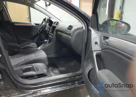 2014 Volkswagen Golf 2.0L Tdi z USA, uszkodzony, nr VIN WVWDM7AJ8EW010043